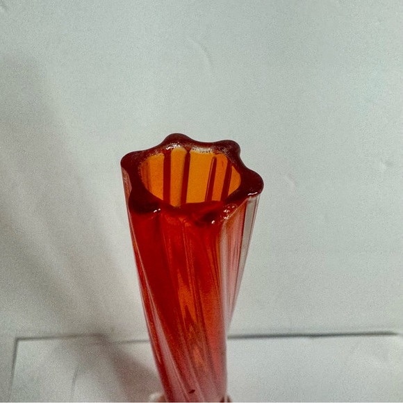 Tall thin glass wide petal-footed vase. Approx. 11”H. - Picture 3 of 10